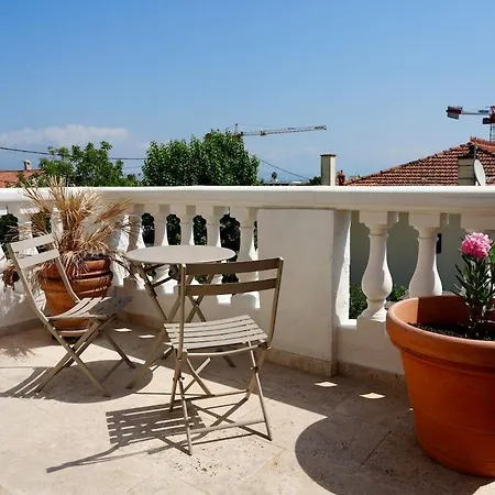 Magnifique 3 Pieces Avec Grande Terrasse-antibes