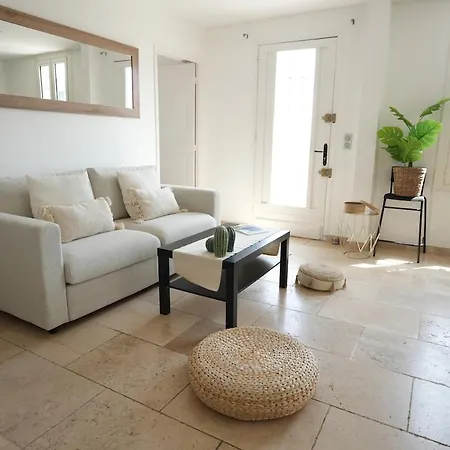 Magnifique 3 Pieces Avec Grande Terrasse-antibes Apartment